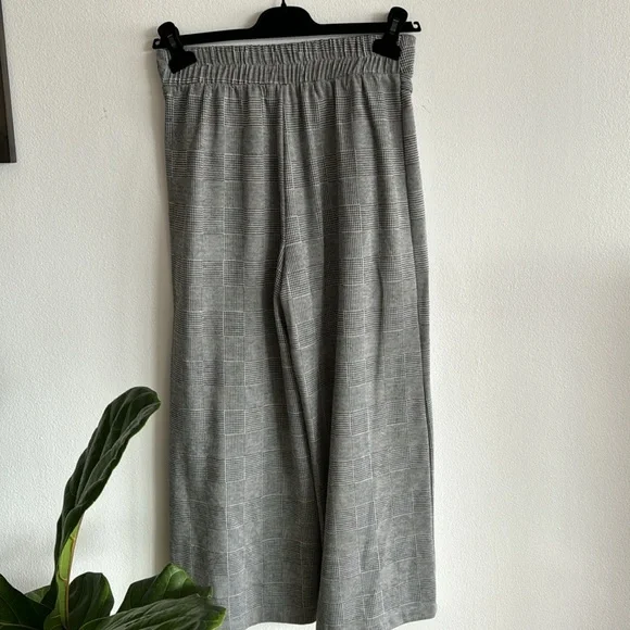 Anthropologie Maeve culottes pants - Picture 3 of 5